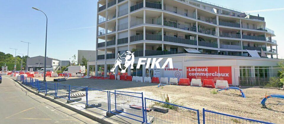 Vente local commercial 473.73 m² non divisibles