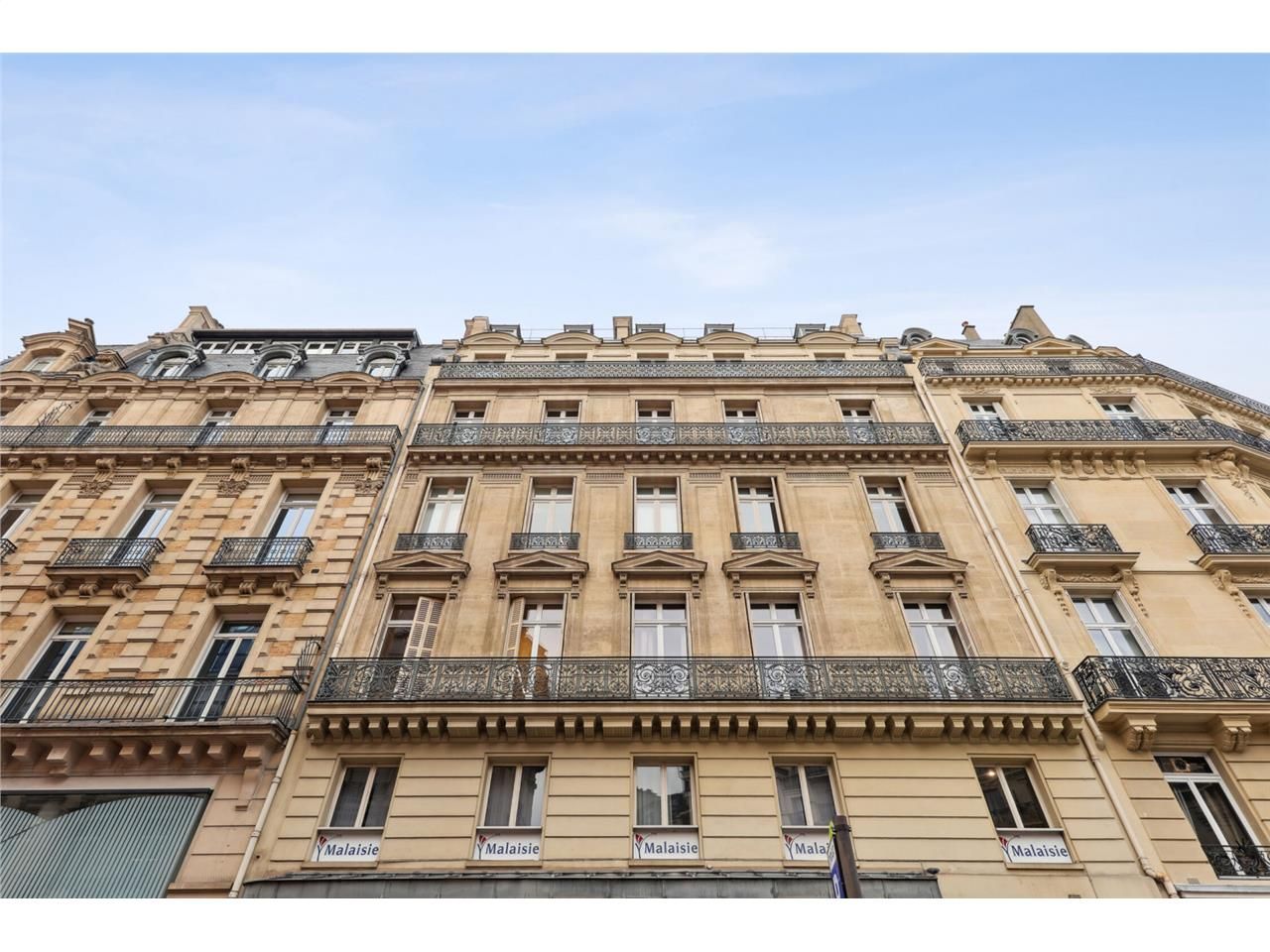 Location bureaux 1240 m² à Paris 1er