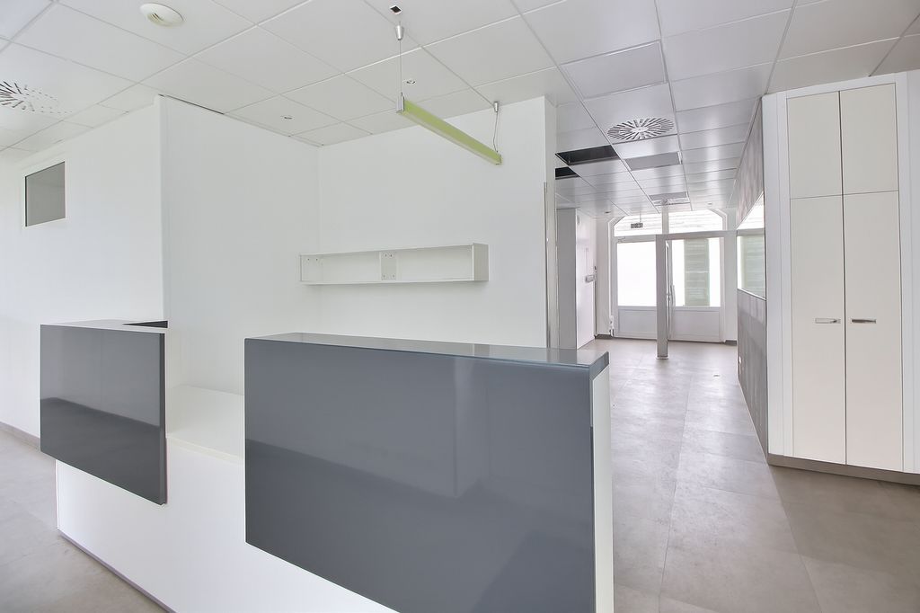Vente bureaux 245 m² non divisibles