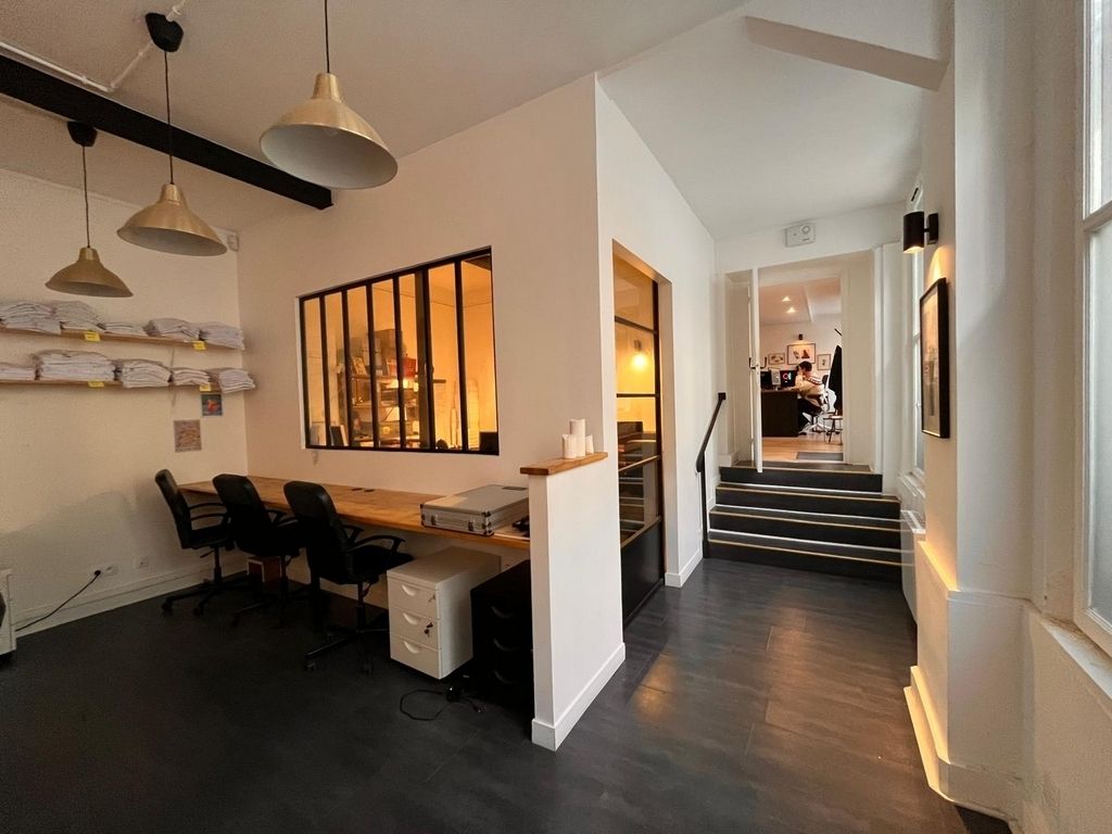 Location bureaux 82 m² non divisibles