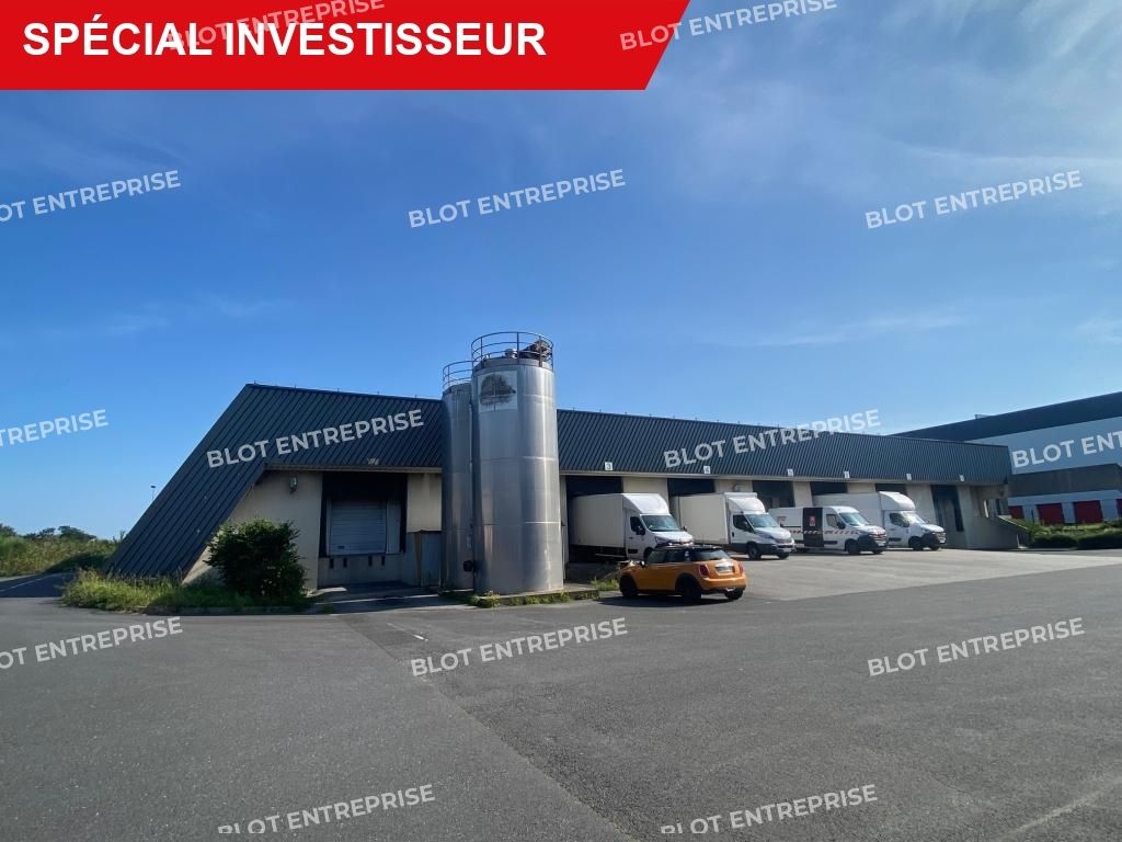 Vente entrepôts 1560 m² non divisibles