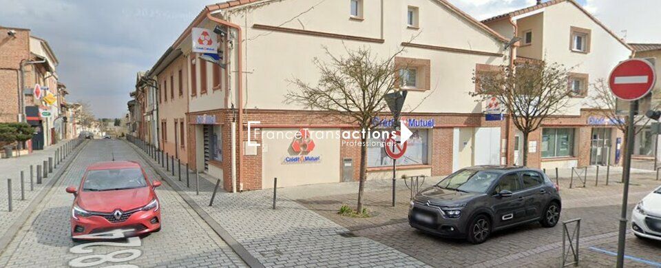 Location local commercial 180 m² divisibles à partir de 80 m²