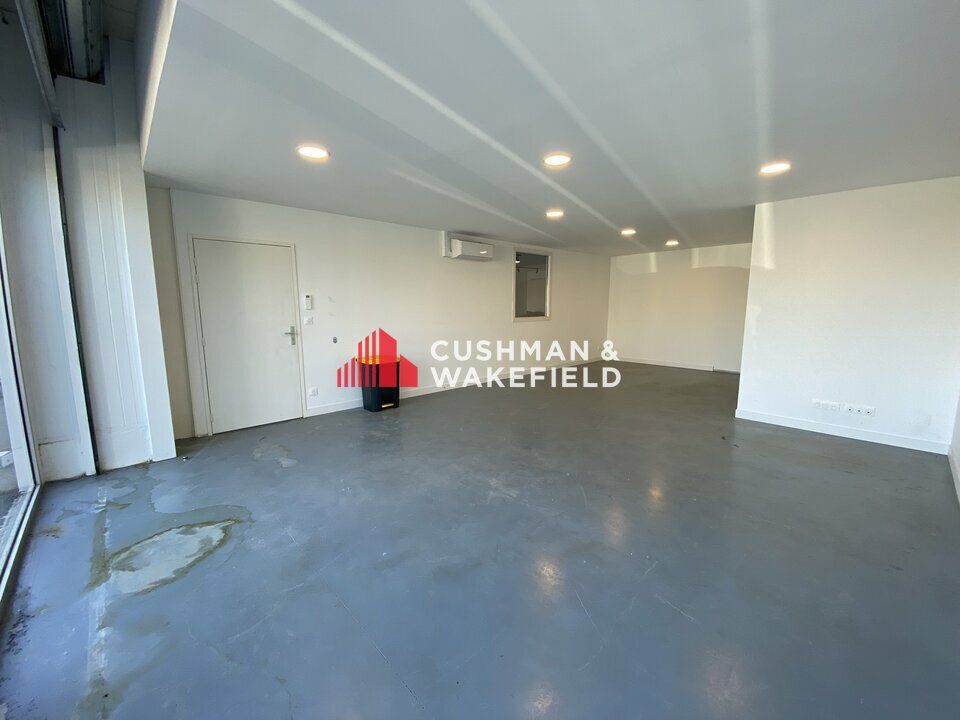 Location activité/entrepôt - 225 m²