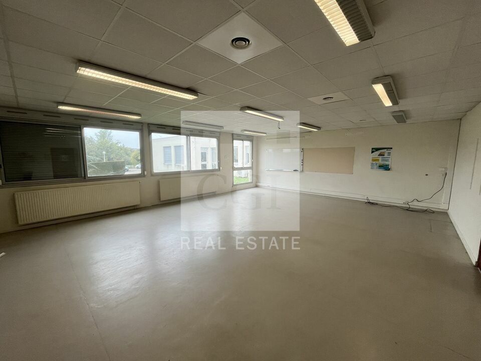 À LOUER – BUREAUX DE 50 À 476 m² – DARDILLY / SECTEUR TECHLID – ACCÈS A6