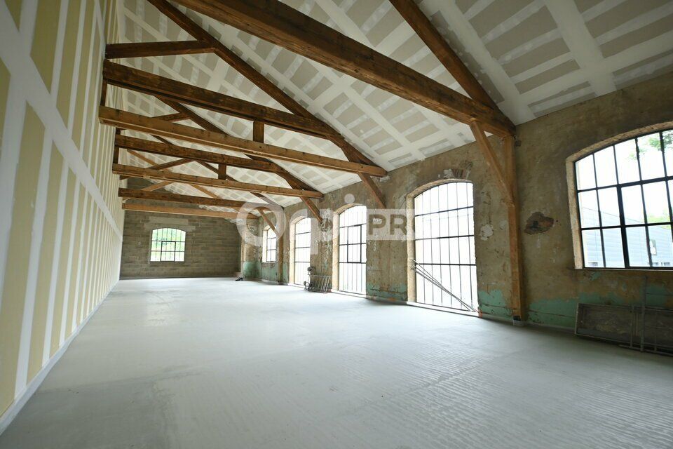 Vente bureaux 412.42 m² divisibles à partir de 192.24 m²