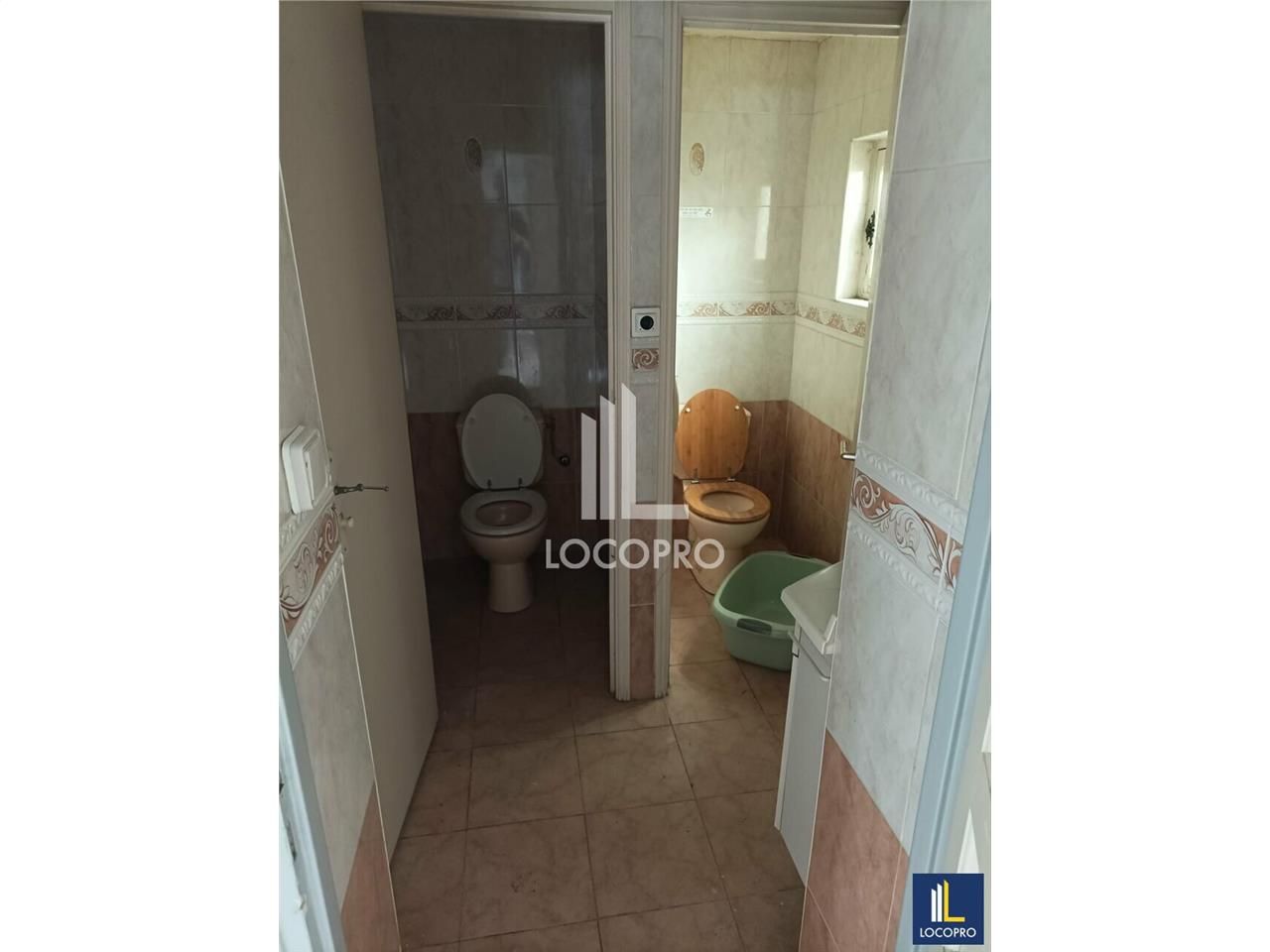 A VENDRE - MURS COMMERCIAUX LIBRE - 478 M2 - CAGNES SUR MER