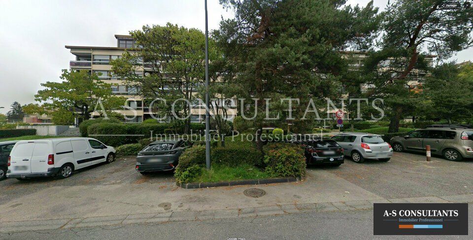 Location bureaux 100 m² non divisibles