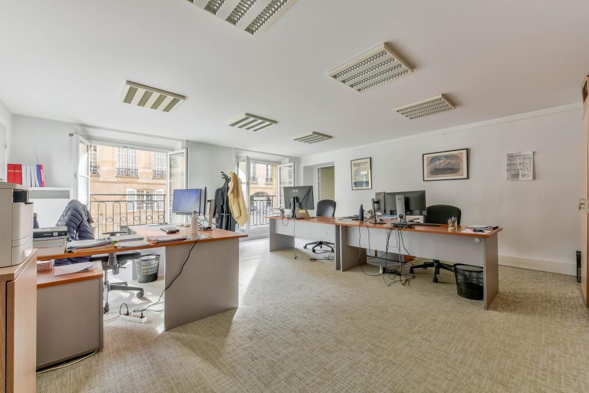 Location bureaux 258 m² non divisibles