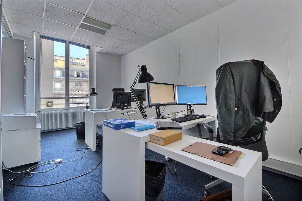 Location bureaux 140 m² non divisibles