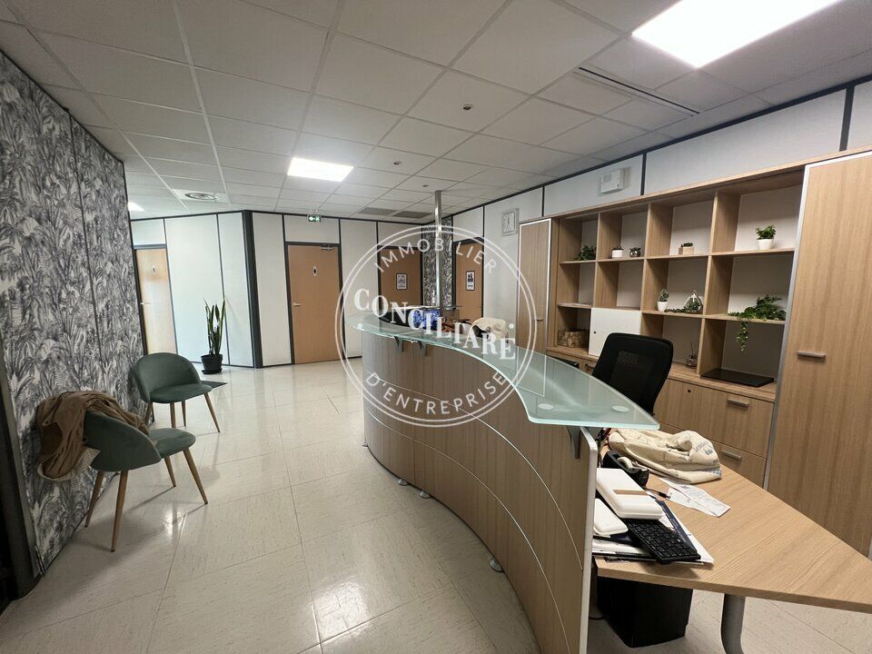 Location local d''activites 580 m² non divisibles