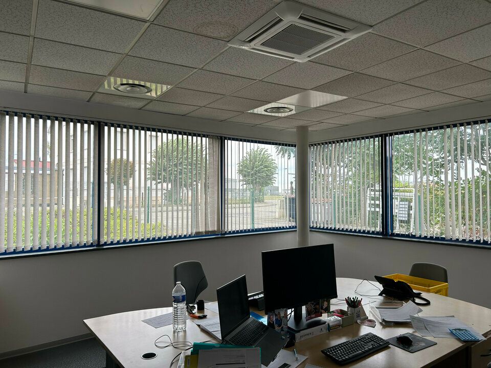 Vente bureaux 786 m² non divisibles
