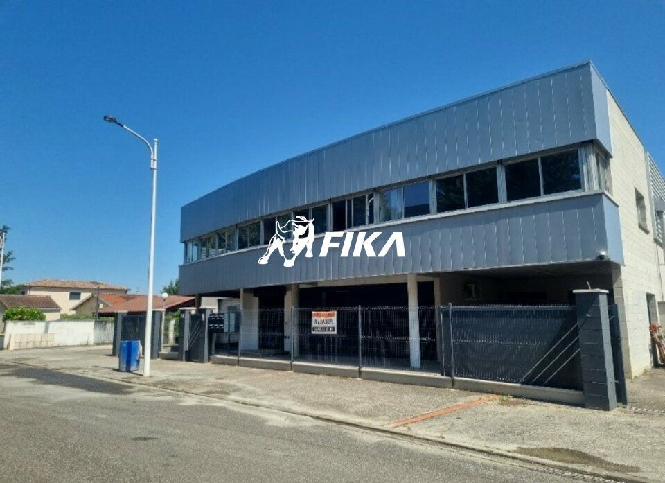 Location bureaux 200 m² non divisibles