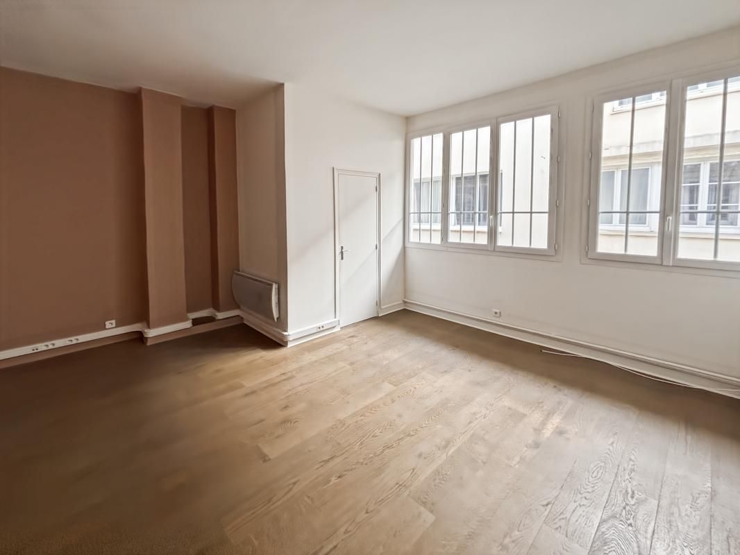Location bureaux 27 m² non divisibles