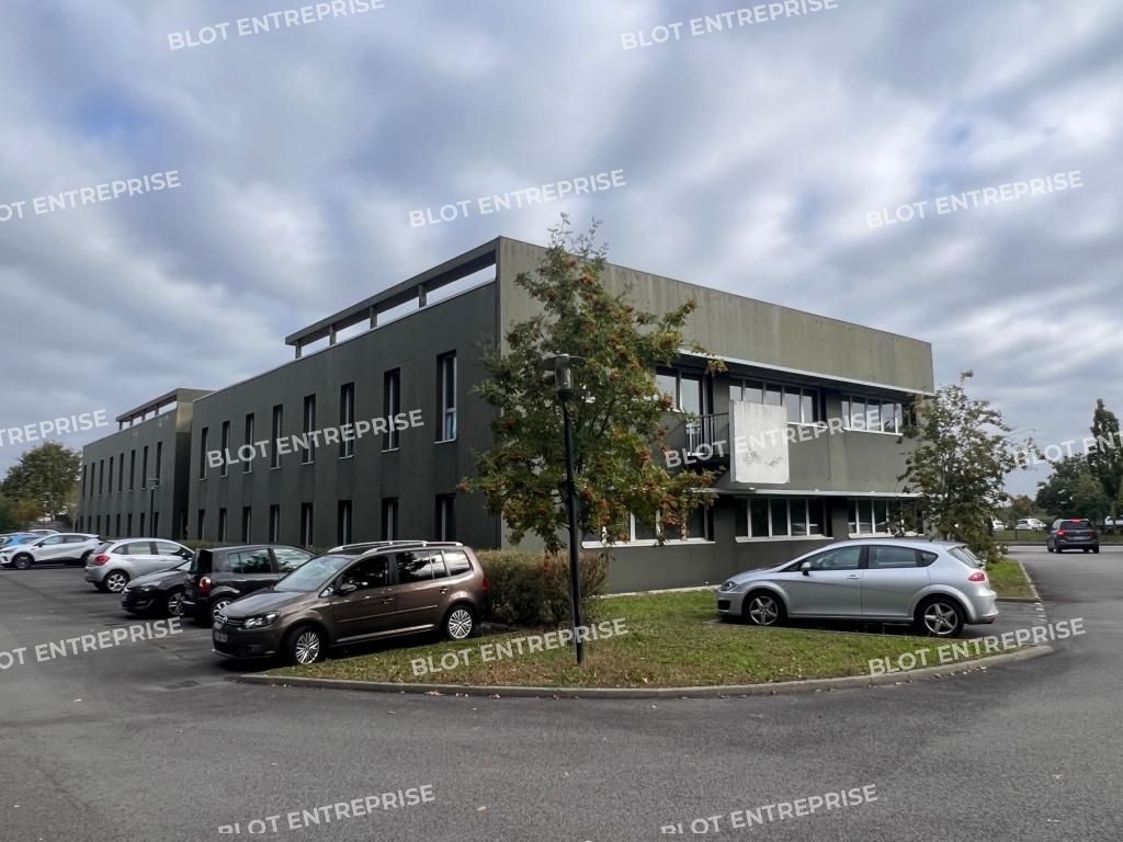 Location bureaux 456 m² non divisibles