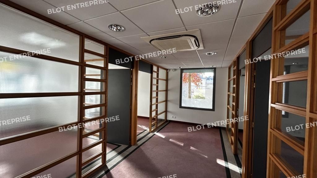 Vente local commercial 156 m² non divisibles