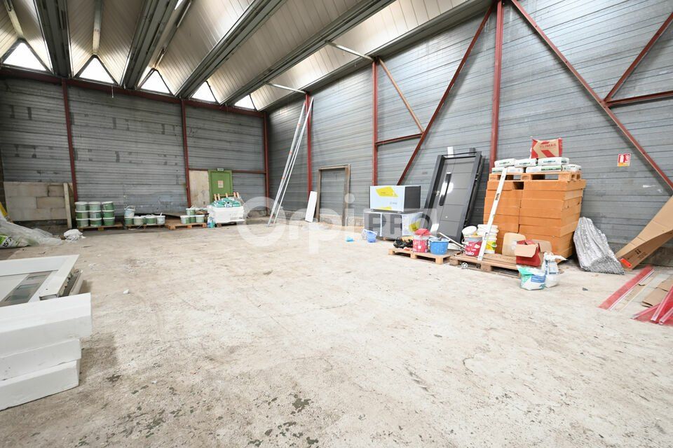 LCOAL D'ACTIVITE A VENDRE OU A LOUER - 1 100 m² - LE CREUSOT