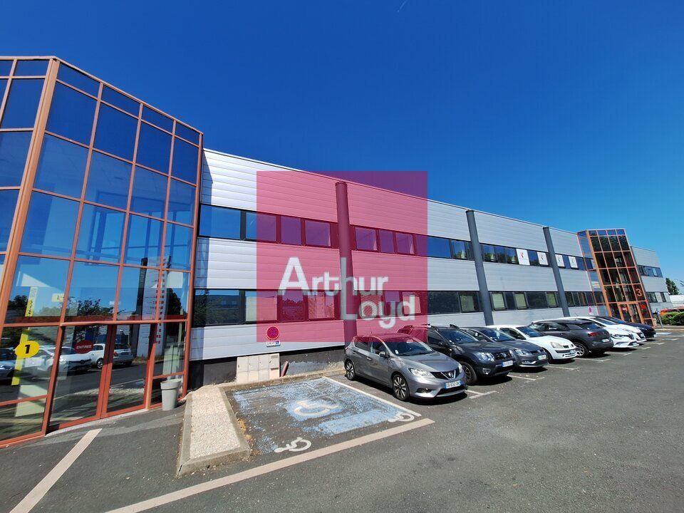 Location bureaux 251 m² non divisibles