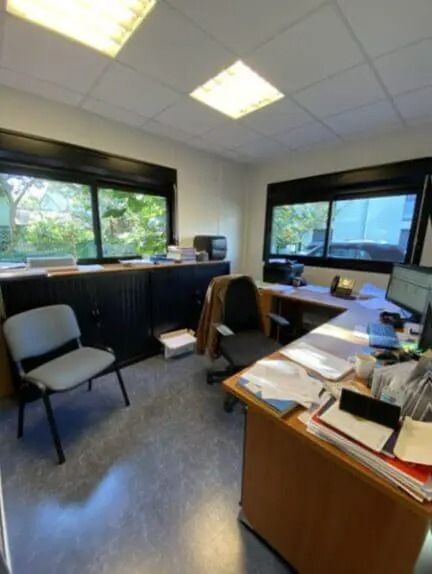 Location bureaux 200 m² non divisibles