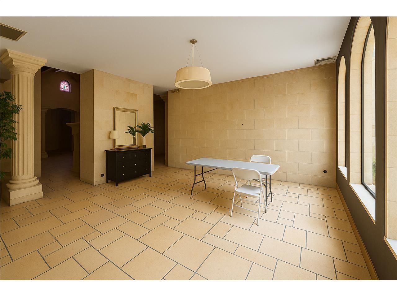 Vente local commercial 230.00 m² à SAINTE EULALIE