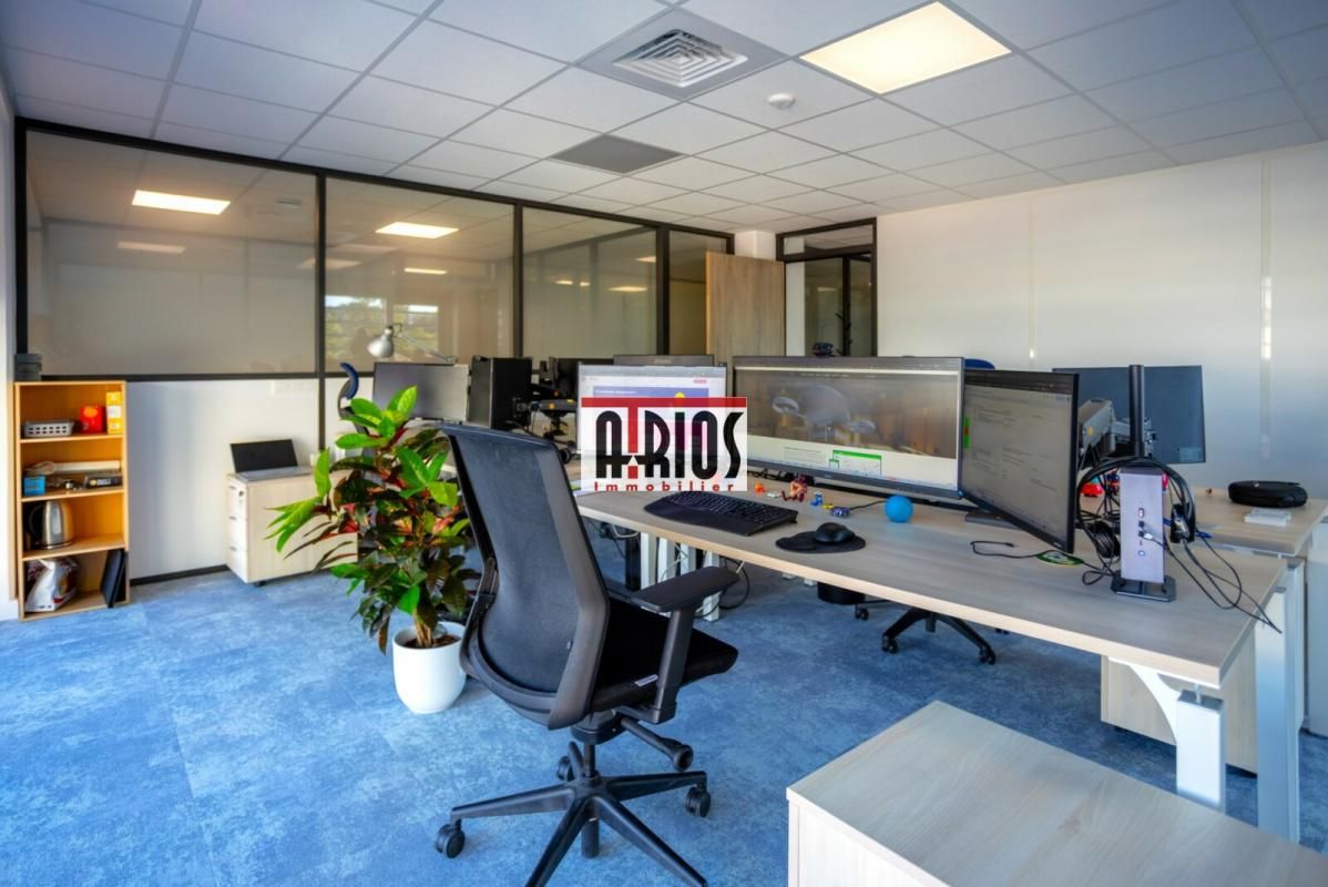 Location bureaux 150 m² non divisibles