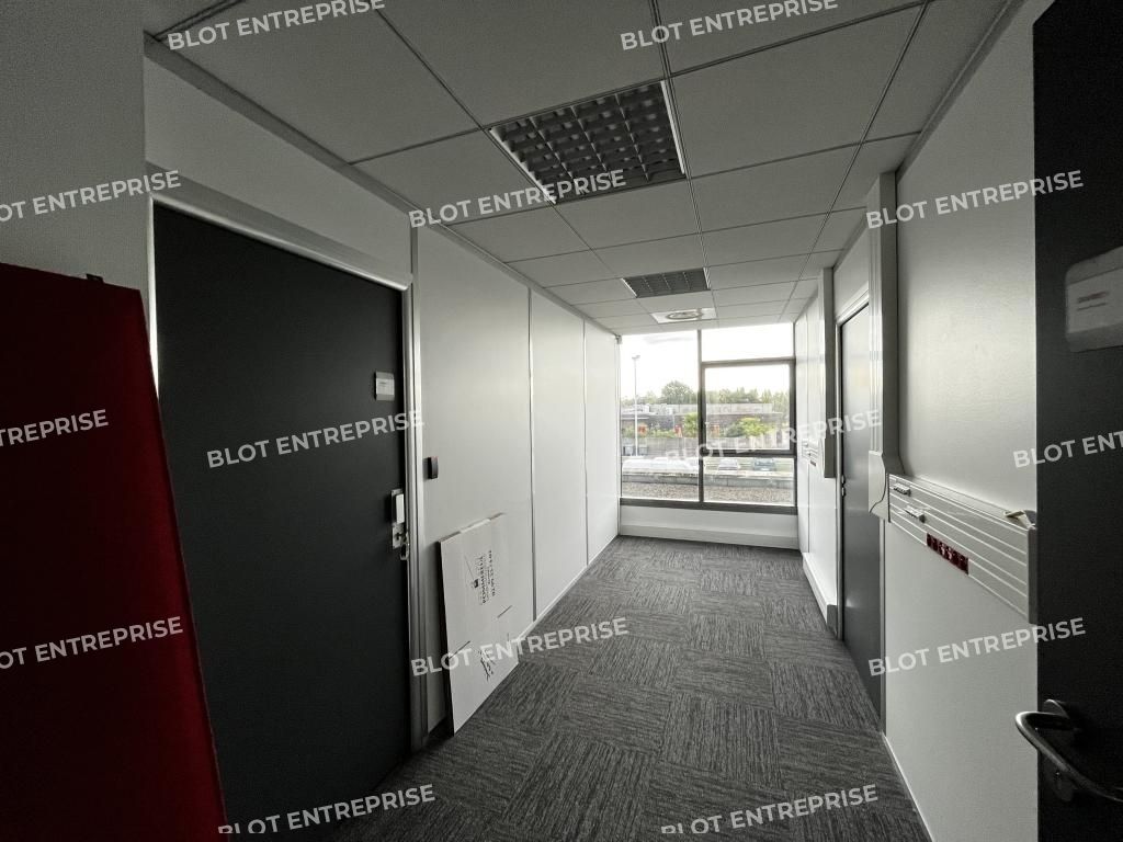 Location bureaux 219 m² non divisibles