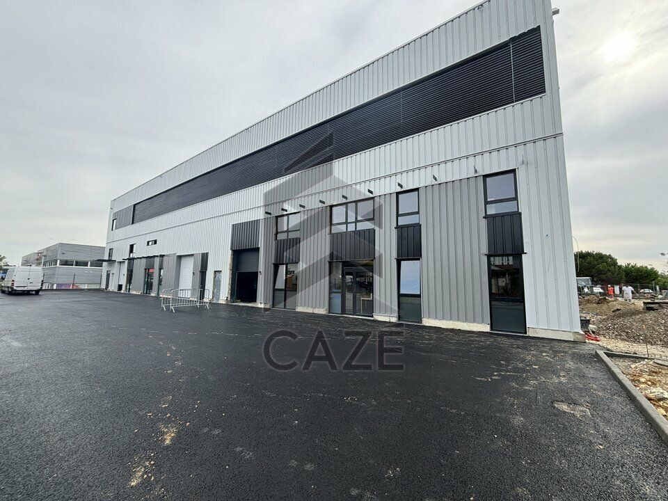 Location local d''activites 462 m² non divisibles