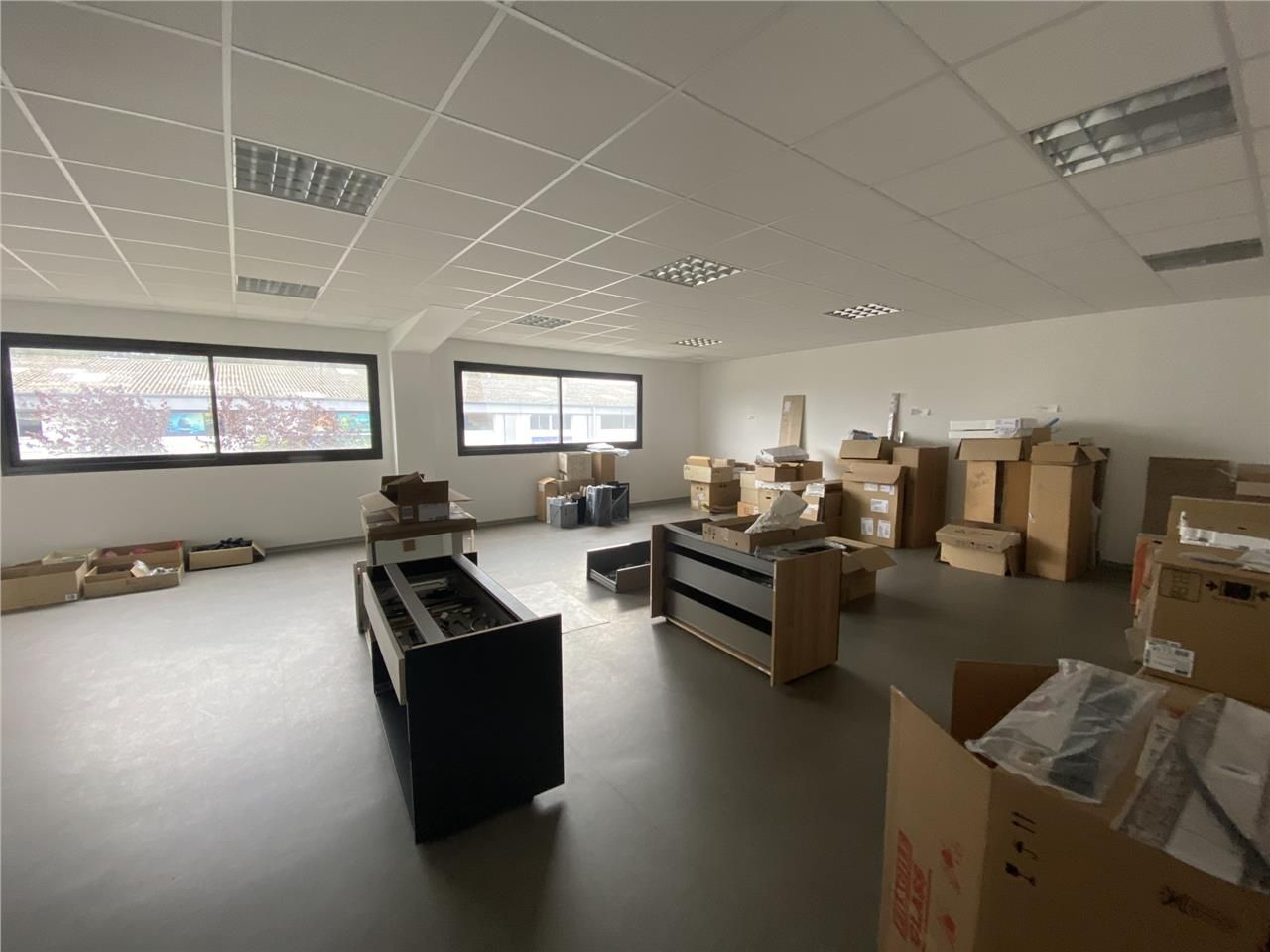 80 m² dispo à Le haillan