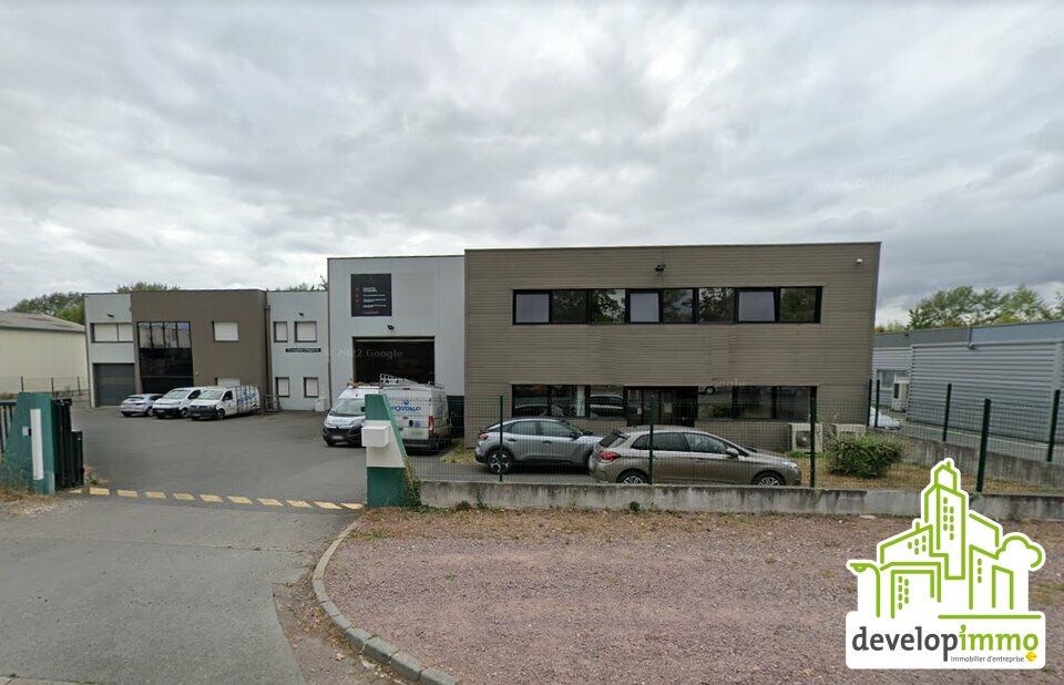 A louer 935 m² d'activité/ bureaux