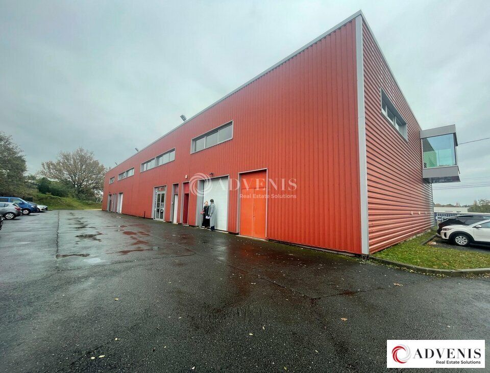 Location local d''activites 462 m² divisibles à partir de 313 m²
