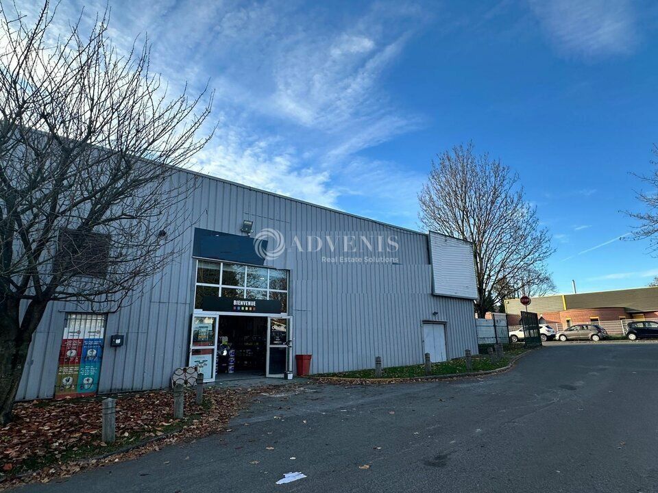 Location local d''activites 288 m² non divisibles