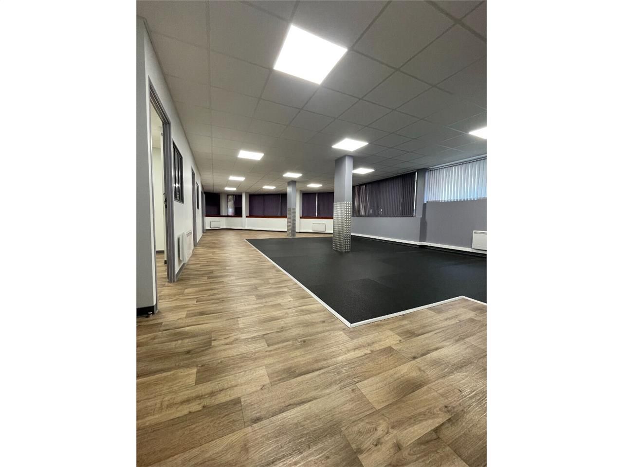 Vente local commercial 187.00 m² à LIMOGES