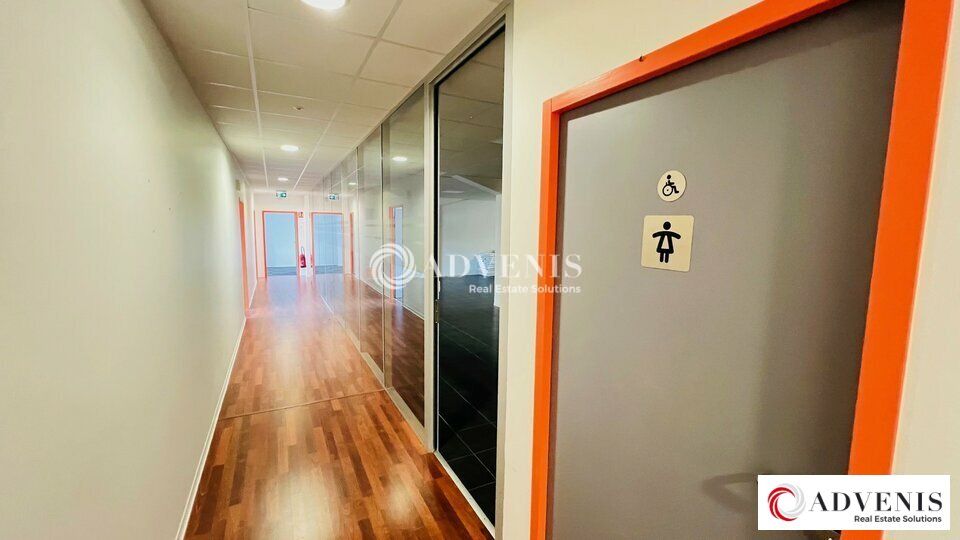 A LOUER - BUREAUX - 490 M²