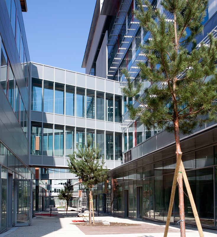 Vente bureaux 1661 m² à Saint-Étienne