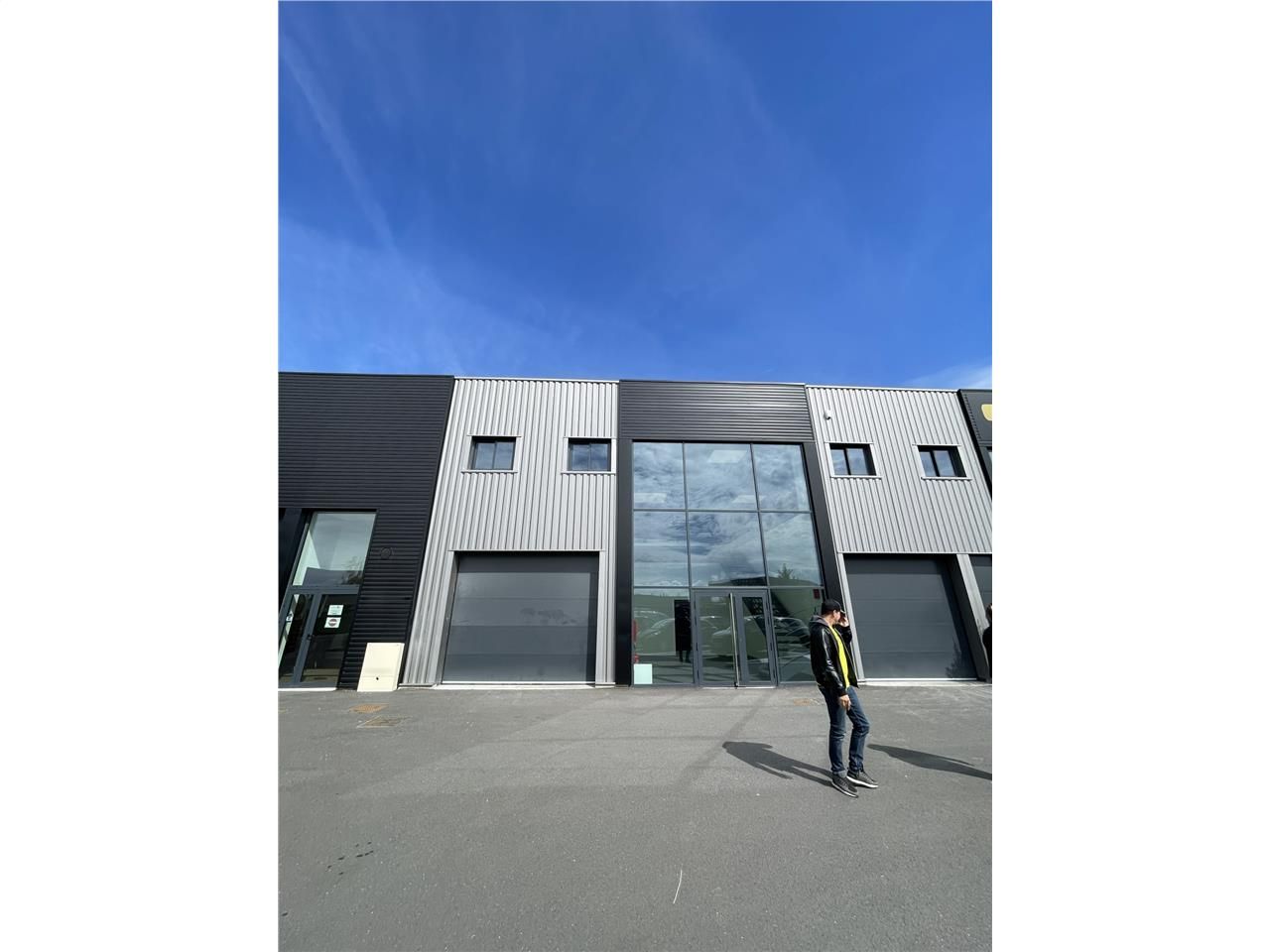 Location bureaux 640 m² à Andrézieux-Bouthéon