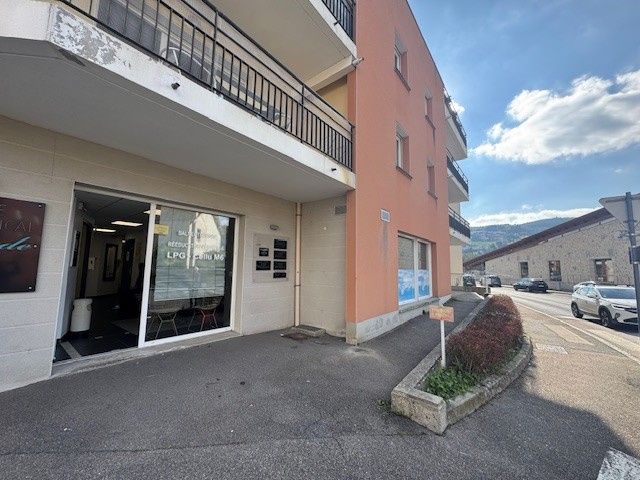 Vente bureaux 172 m² à Unieux