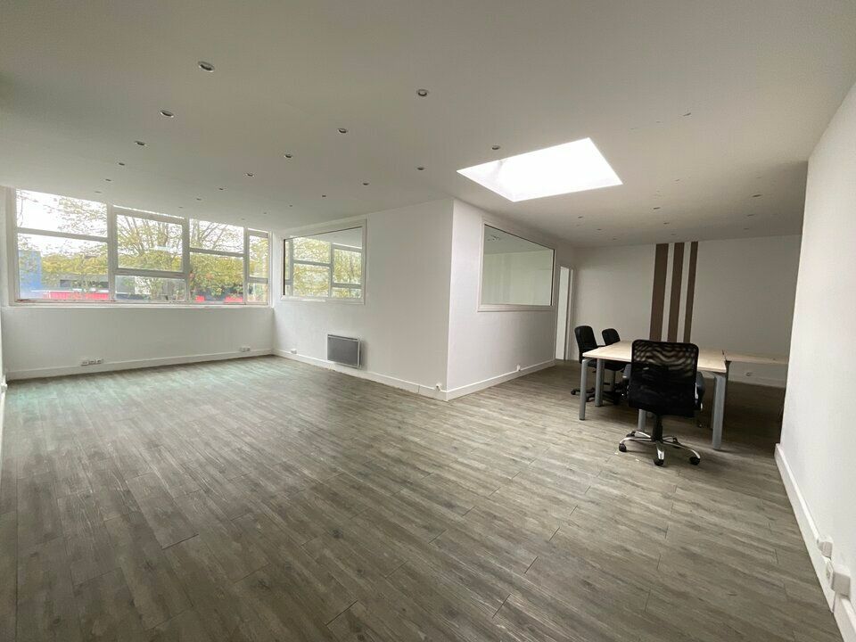 Location bureaux 173 m² non divisibles