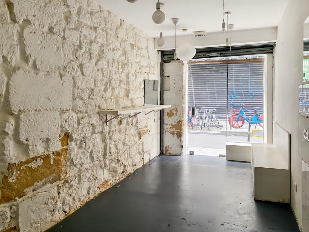 Location local commercial 18 m² non divisibles
