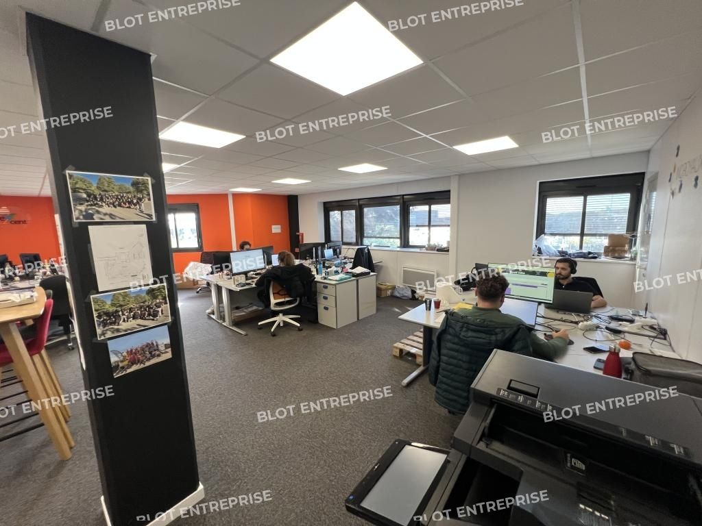 Location bureaux 322 m² non divisibles