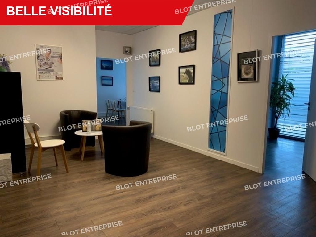 Vente bureaux 82 m² non divisibles