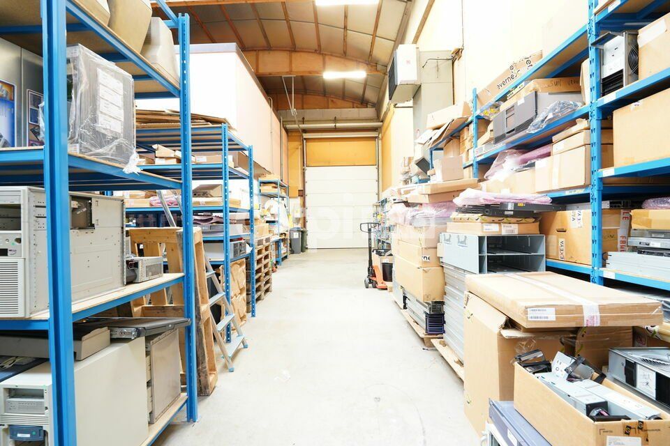 Location local d''activites 520 m² non divisibles