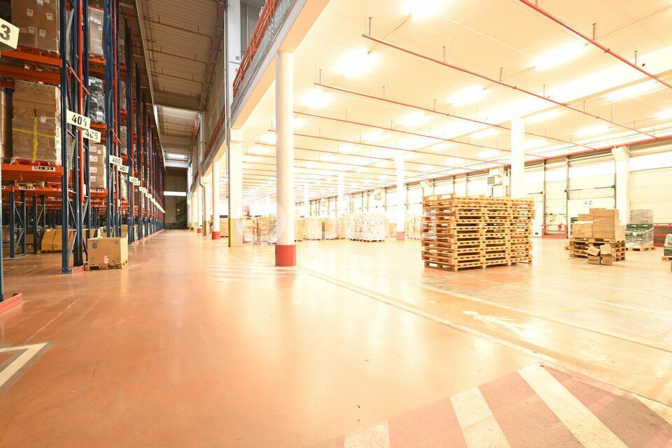 SURFACE LOGISTIQUE A LOUER - 19 432 m² - SAINT QUENTIN FALLAVIER