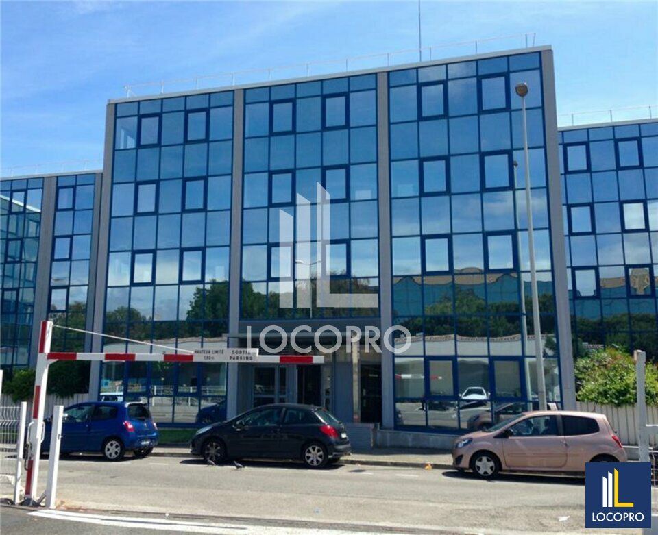 Location bureaux 206.34 m² divisibles à partir de 49.15 m²