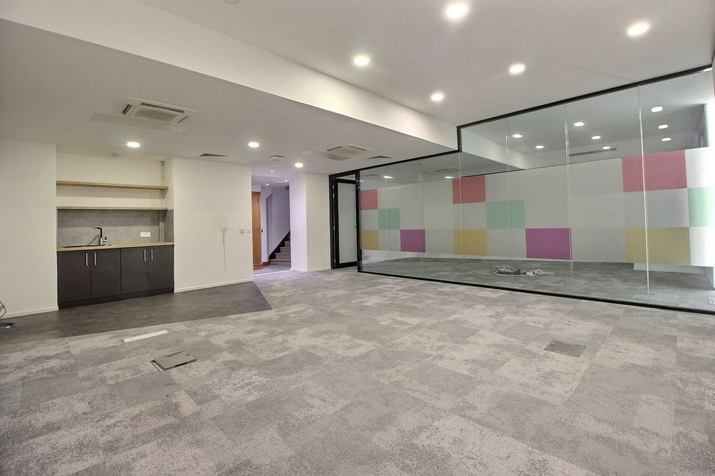 Location bureaux 207 m² non divisibles