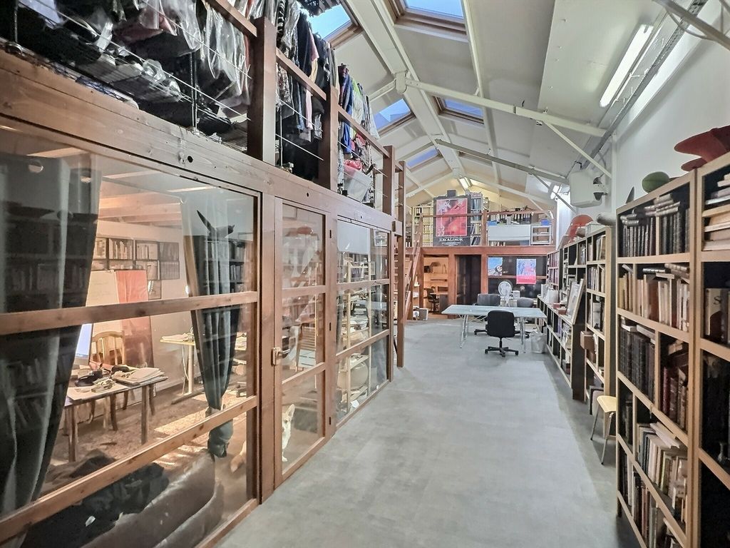 Location bureaux 130 m² non divisibles