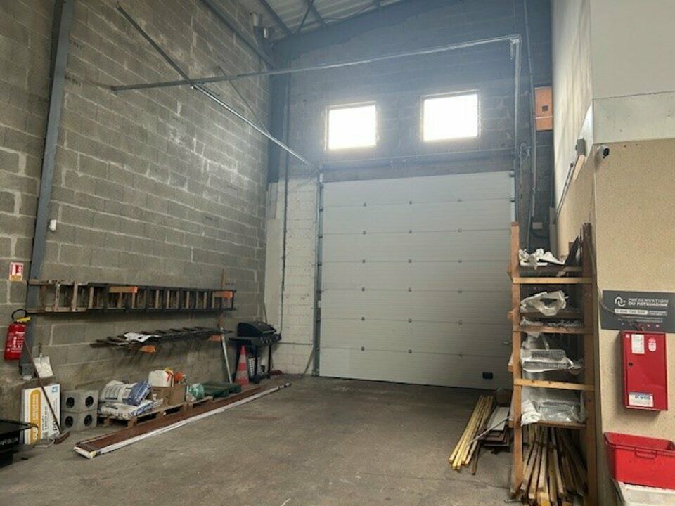 TOURS SUD -  ZONE INDUSTRIELLE - LOCAL D'ACTIVITES A VENDRE -