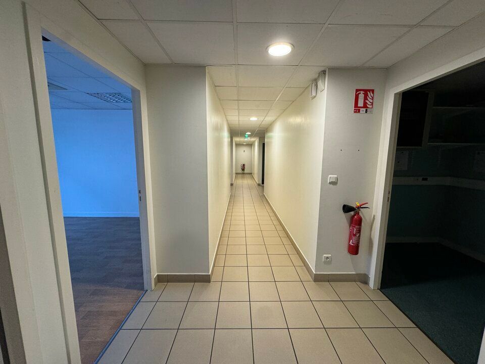 Vente bureaux 191 m² non divisibles