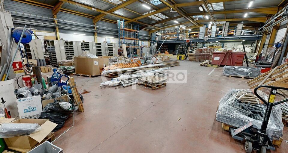 1475 m² pour ce local d'activites en location à Venissieux