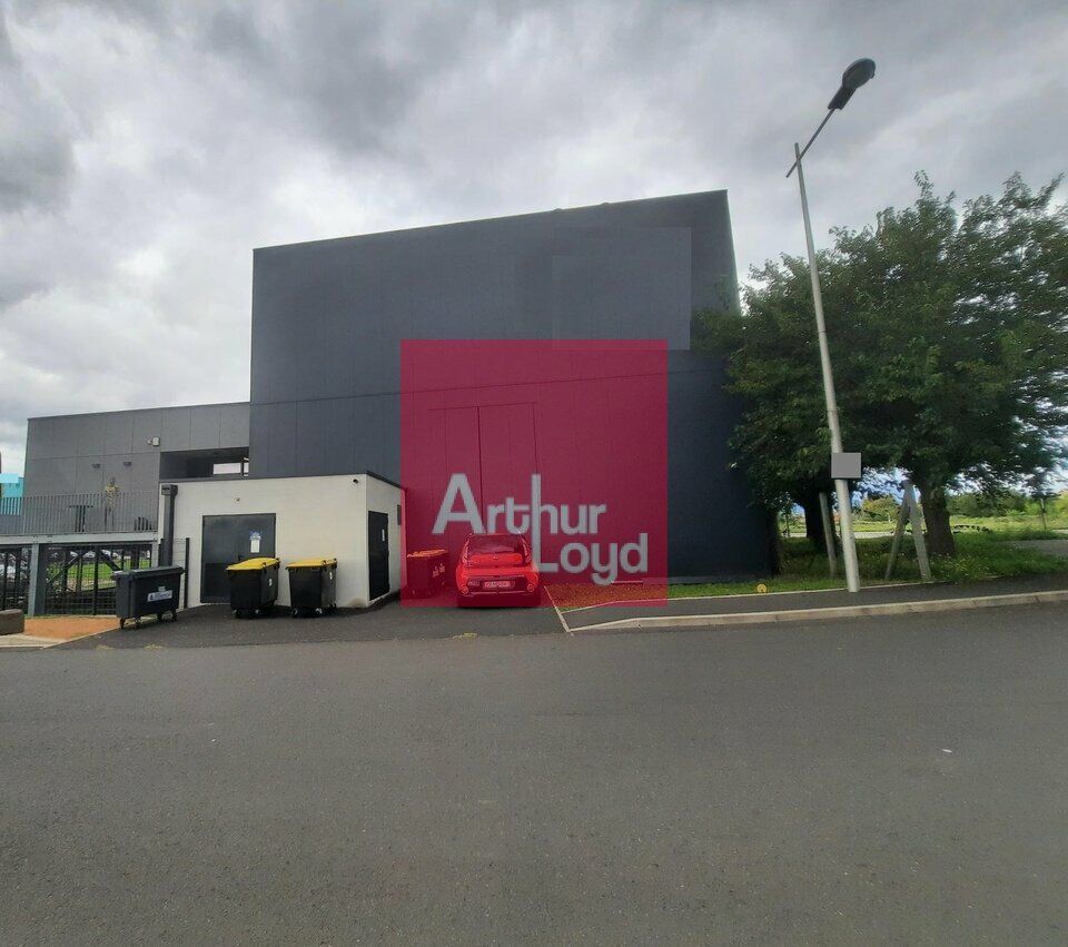 Vente local d''activites 482 m² non divisibles