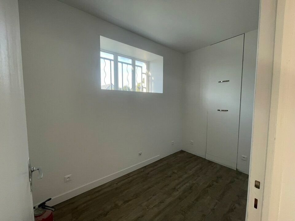 A louer local commercial Cuverville