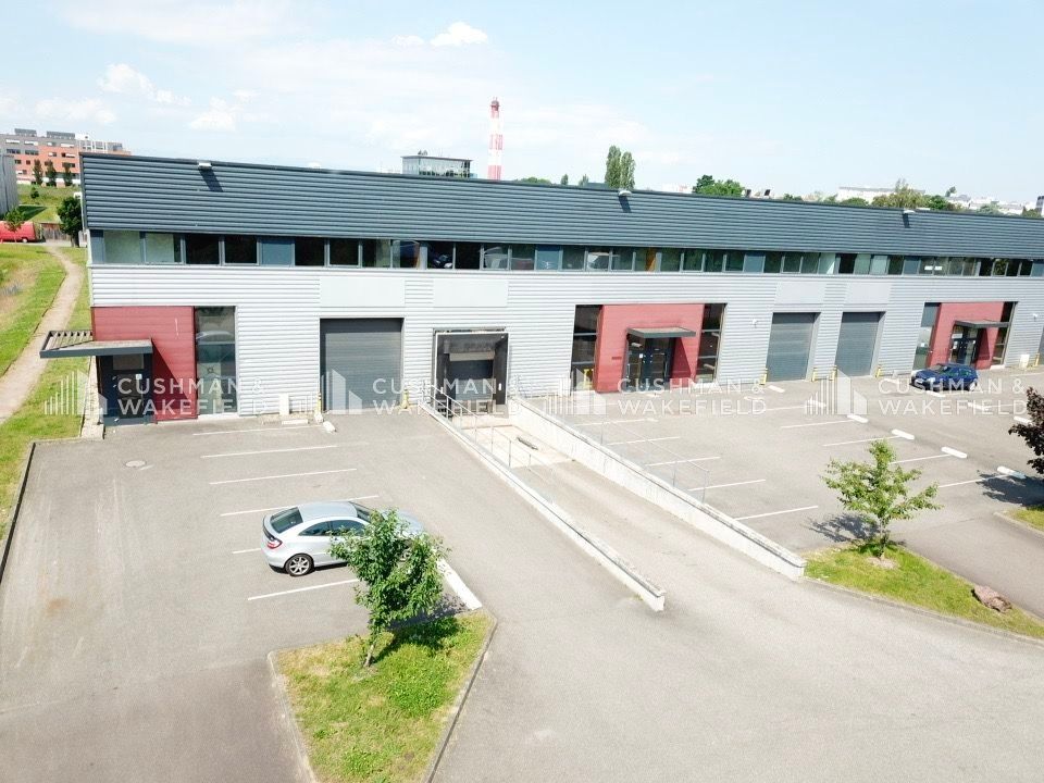 Location activités 404 m² non divisibles